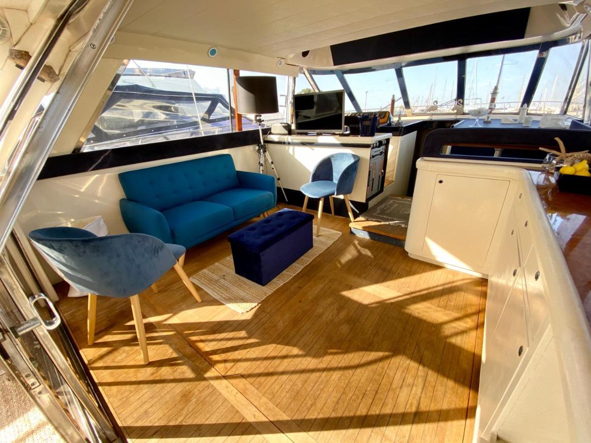 Panaby Houseboat Hotel Палермо Екстериор снимка