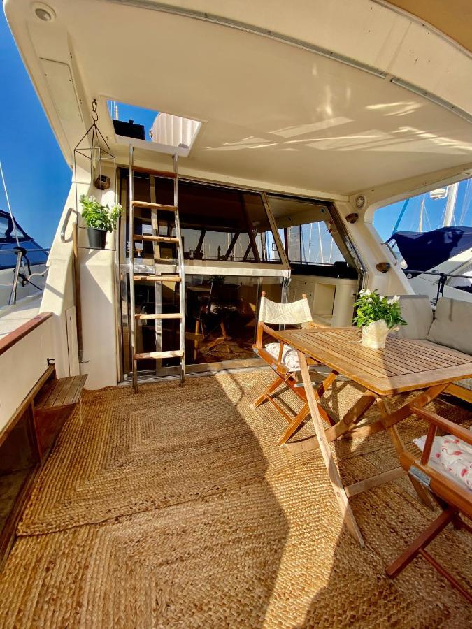 Panaby Houseboat Hotel Палермо Екстериор снимка